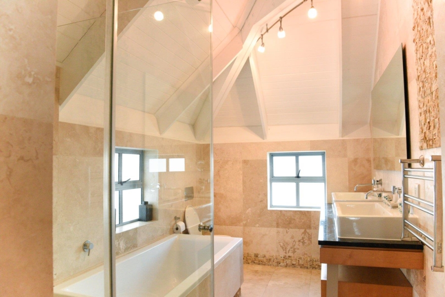 To Let 3 Bedroom Property for Rent in Big Bay Western Cape
